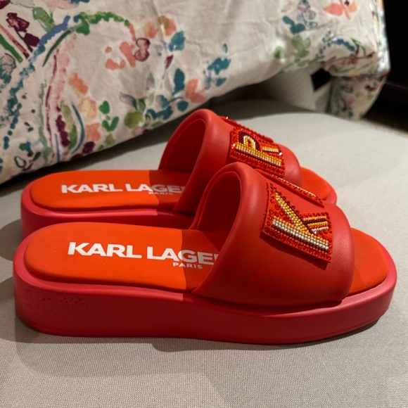Karl Lagerfeld Slip-On Platform Slide Sandals - Picture 5 of 9